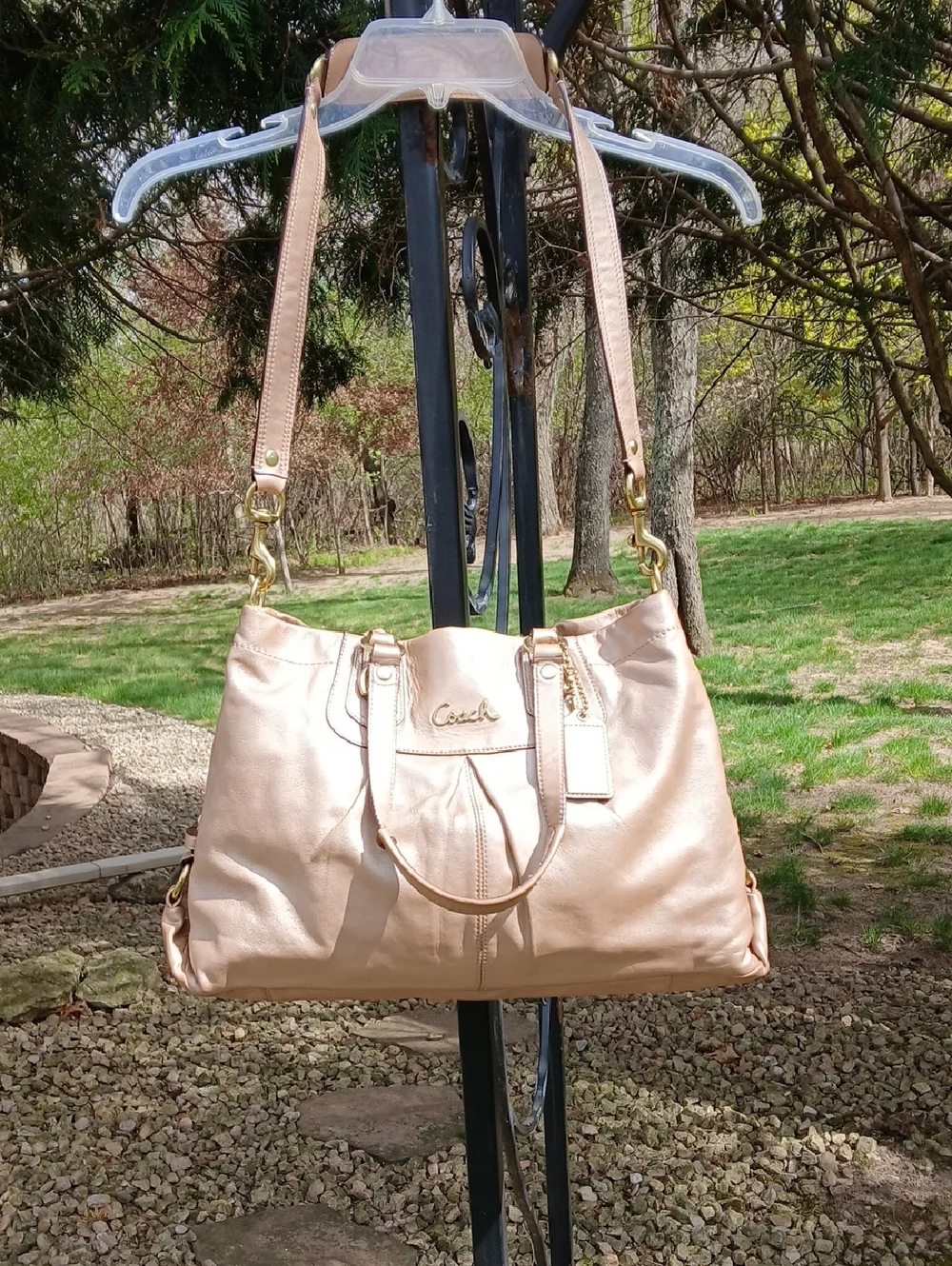 Coach ASHLEY CARRYALL LEATJER BAG F15513